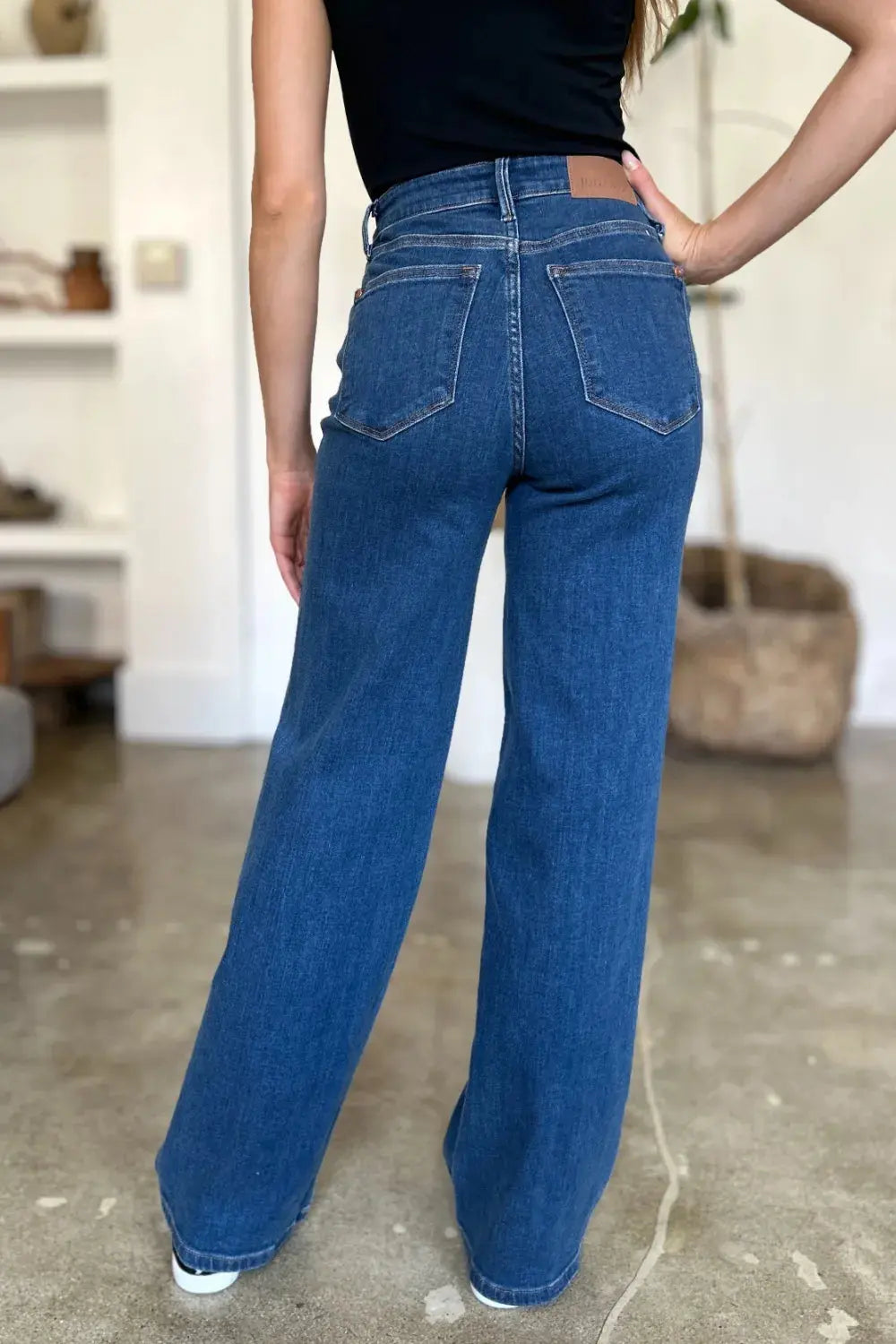 Judy Blue Jeans Full Size High Rise Straight Trendsi